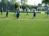 S.K.N.W.K. JO7-1 op toernooitje bij W.I.K. '57 zaterdag 3 mei 2025 (41/81)